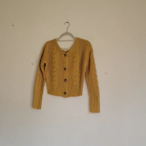 moon& Madison vneck croptop knit sweater size XS color mustard - Picture 2 of 10